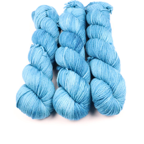 Clear Blue, Non-SW Merino yarn - worsted weight