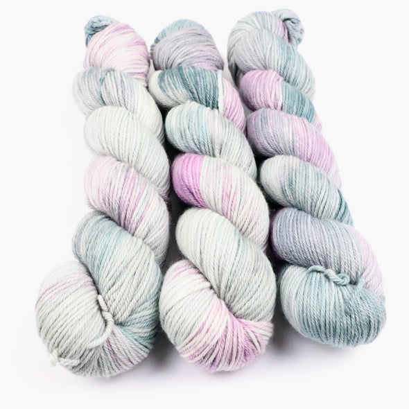 Dew Kissed, Non-SW Merino yarn - worsted weight