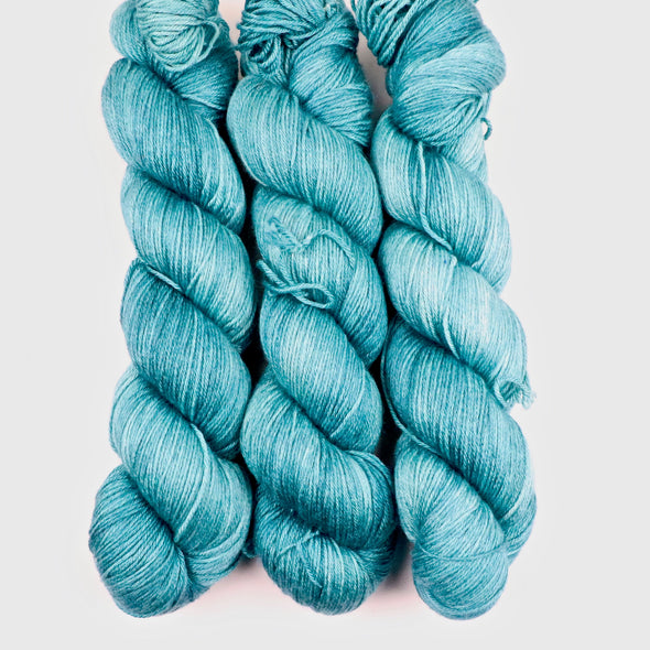 Gentle Sea,  SW Merino & silk yarn - fingering weight
