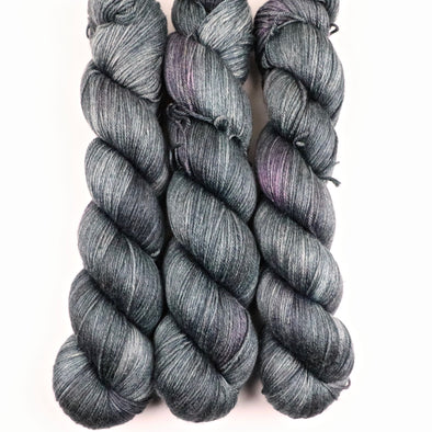 Misty Darkness,  SW Merino & silk yarn - fingering weight