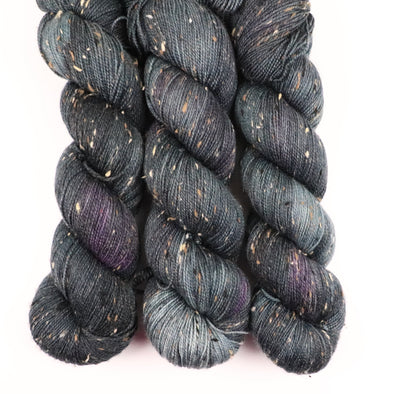 Misty Darkness, Tweed Yarn - fingering weight