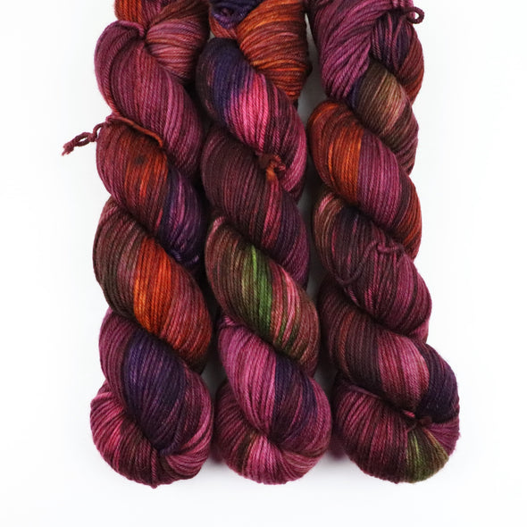 New Blooms,  SW Merino yarn - DK weight