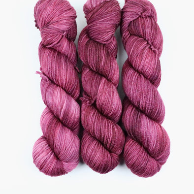 Plum Petals, Non-SW Merino yarn - worsted weight