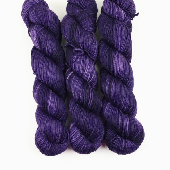 Purple Jewels, SW Merino yarn - DK weight