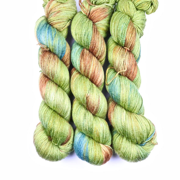 Seagrass,  SW Merino & silk yarn - fingering weight