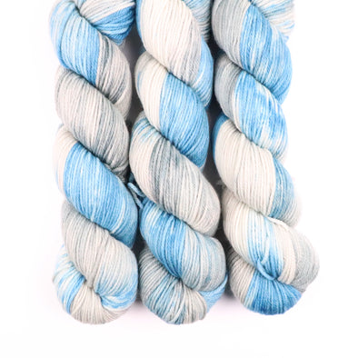 Spring Breeze, Non-SW Merino yarn - worsted weight